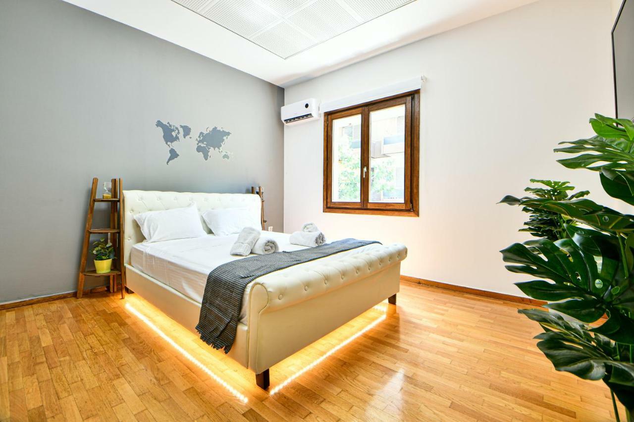 Flowers Of Athens, Boutique Aparthotel With 6-Apartments In Central Aten Exteriör bild