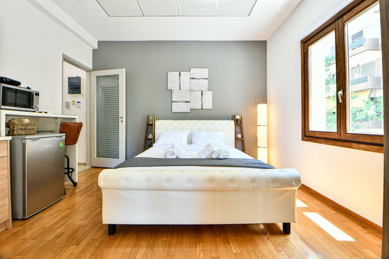 Flowers Of Athens, Boutique Aparthotel With 6-Apartments In Central Aten Exteriör bild